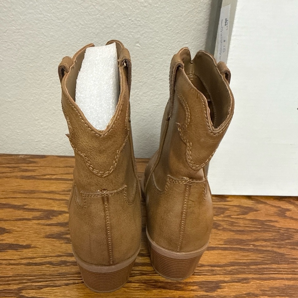 Sun + Stone Brennaa Western Inspired Cowboy Booty Size 5 1/2 M - Picture 4 of 8